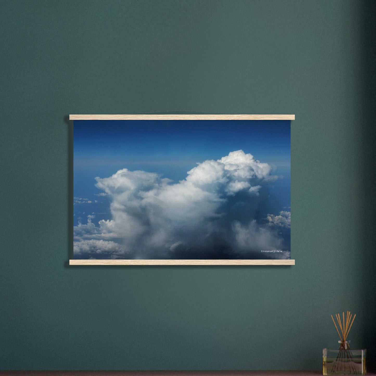 Nuages - cumulonimbus - Affiche en papier mat qualité musée avec cintres bois