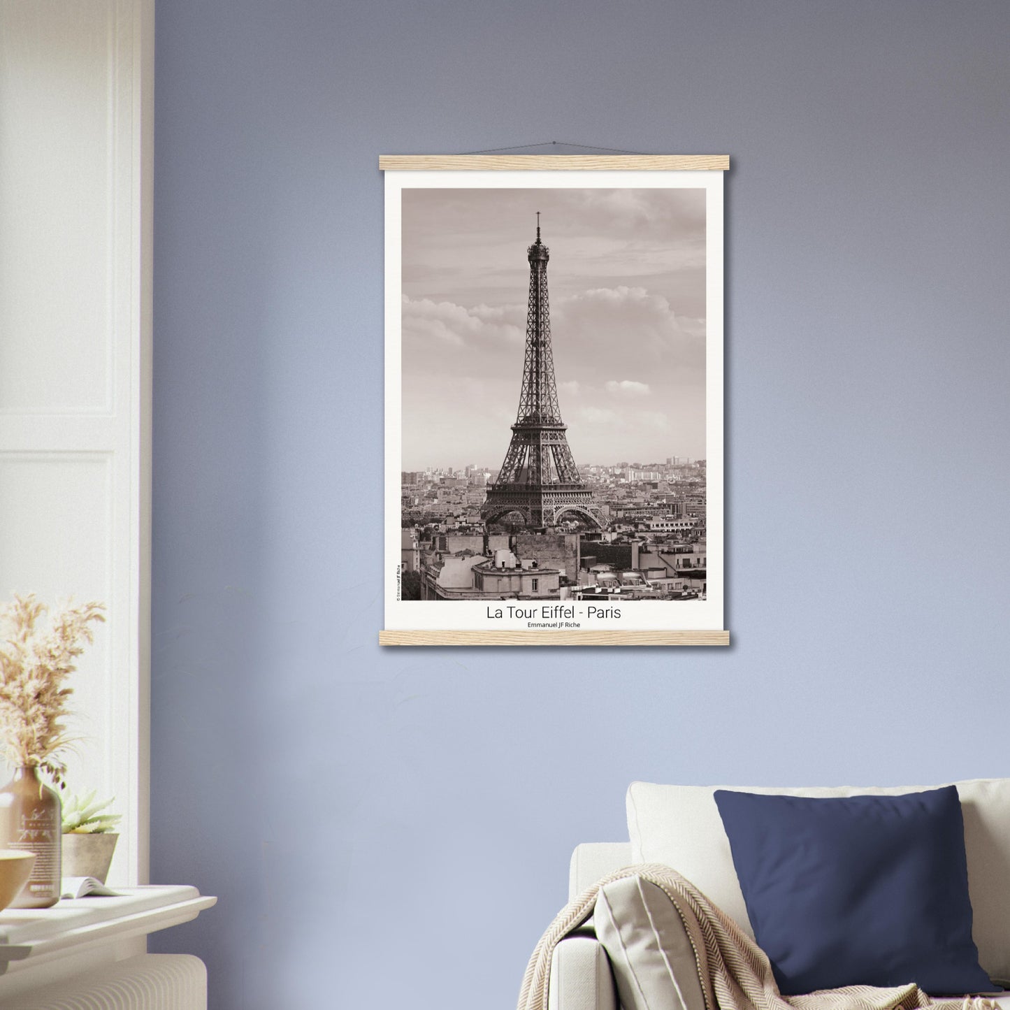 La Tour Eiffel - Paris - Affiche en papier mat qualité musée avec cintres bois